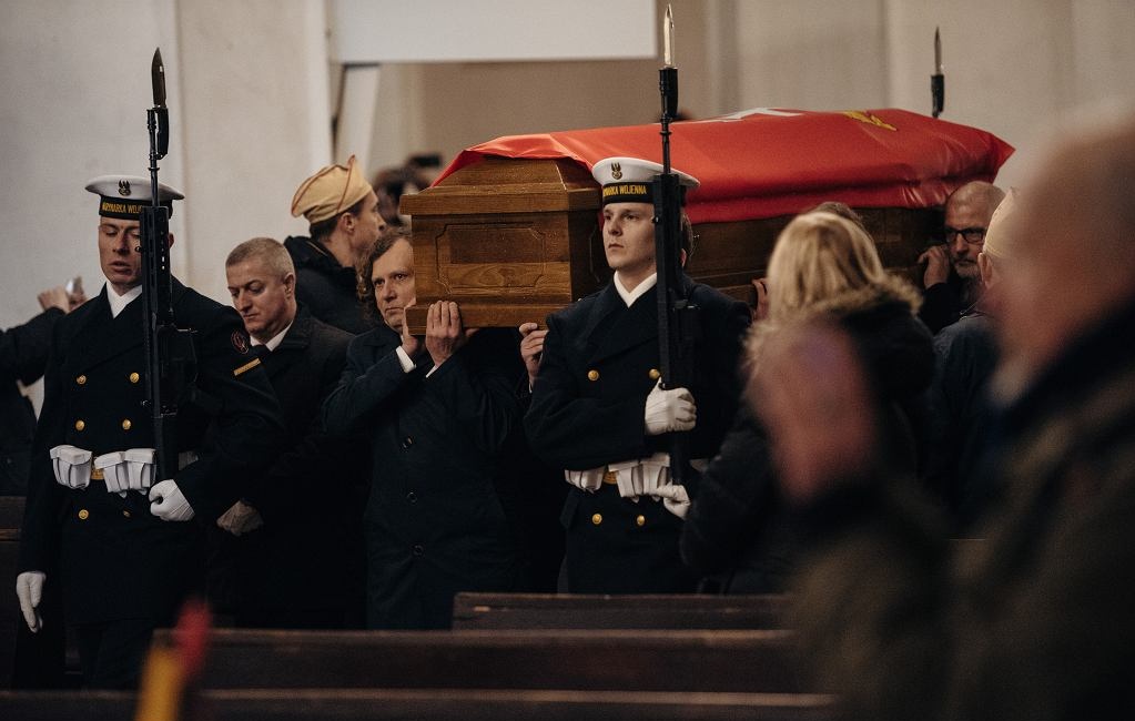 Adamowicz idzie do pieka